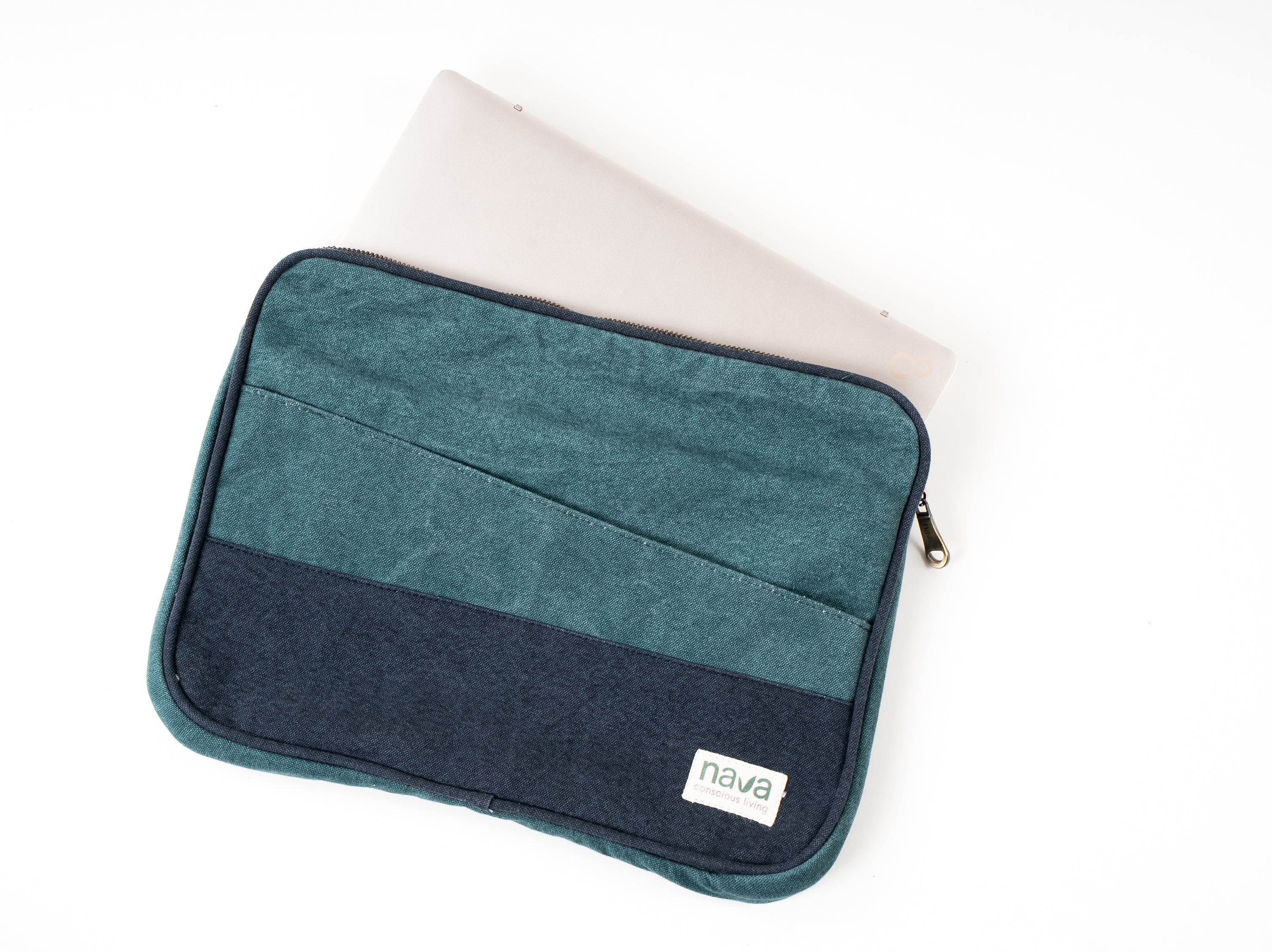 Nava branded eco-friendly cotton laptop sleeve with Green and Navy tones