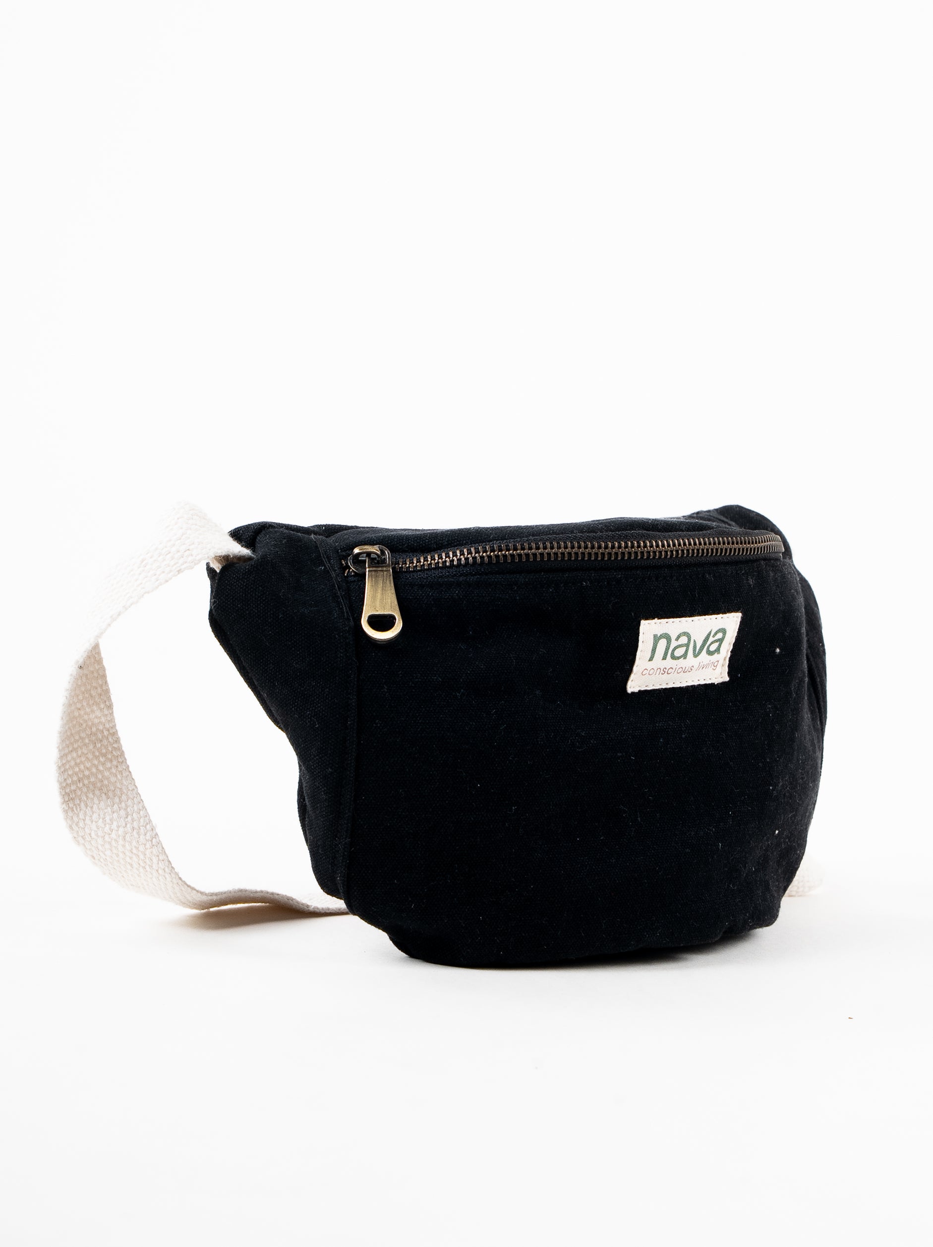 Nava Eco-friendly washed cotton bag in black with adjustable straps 